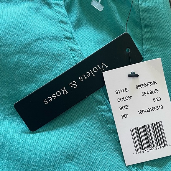 ❌SOLD❌ Violets & Roses Sea Green Pull-on Shorts with Wide Waistband Size 8 - Picture 3 of 6